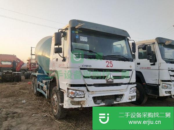 二手的豪沃天然氣攪拌車出售