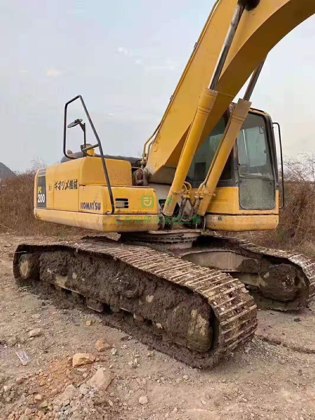 轉讓19年報關小松200-8NI 二手挖掘機