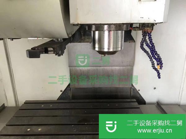 轉讓臺灣臺振V8加工中心