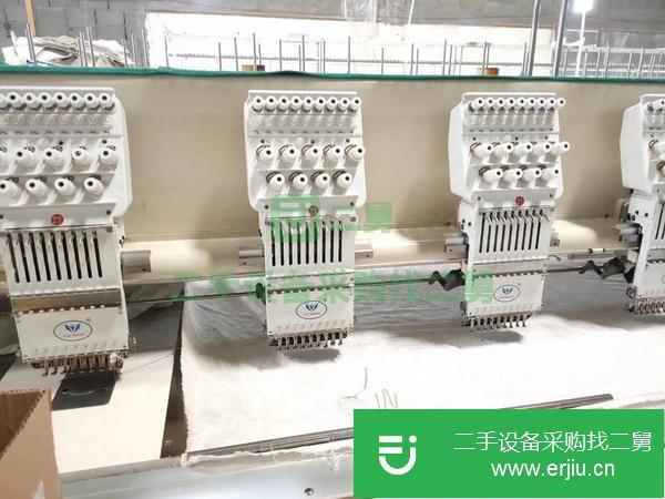 轉(zhuǎn)讓越旺23頭400間距繡花機(jī)