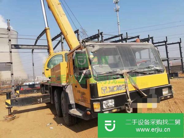 出售一臺二手的10年徐工70k吊車