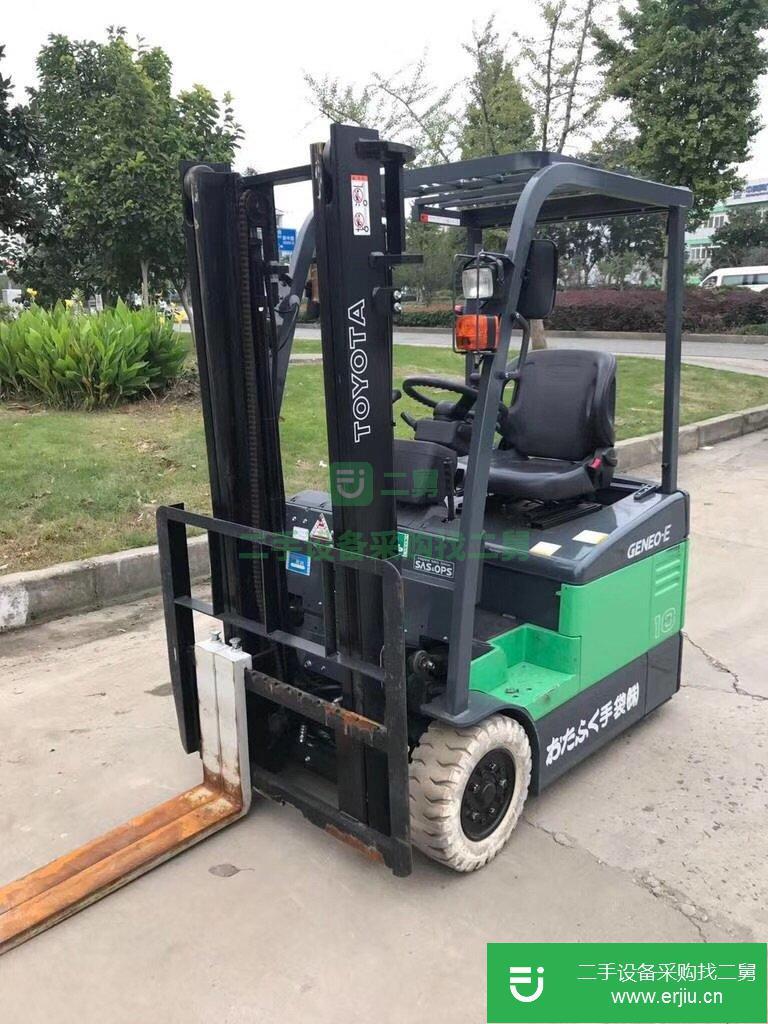 豐田1噸進口三支點電動叉車，原地掉頭冷庫二手電動叉車轉讓