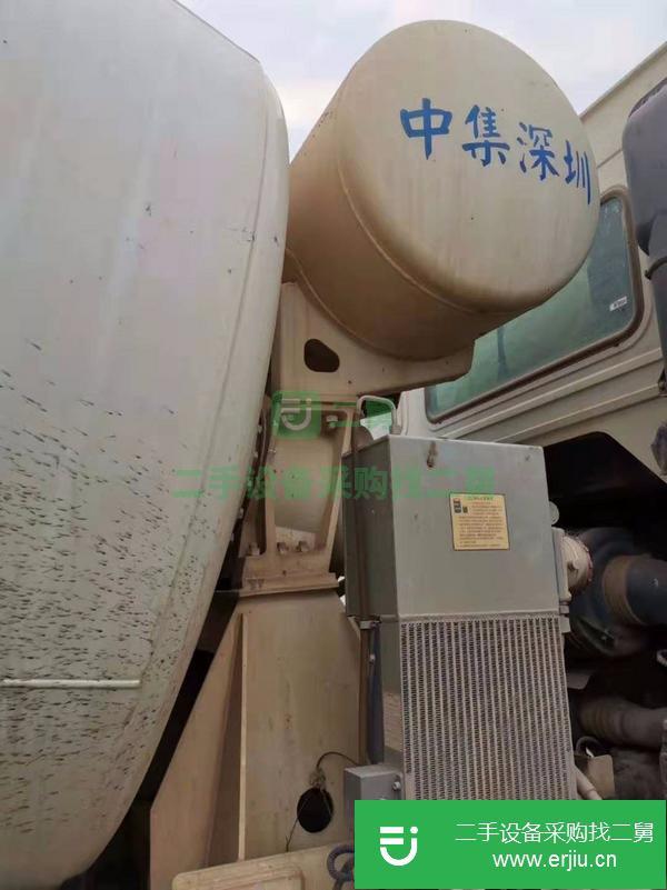 現車出售一批17年豪沃大12方拉14方混凝土攪拌罐車,