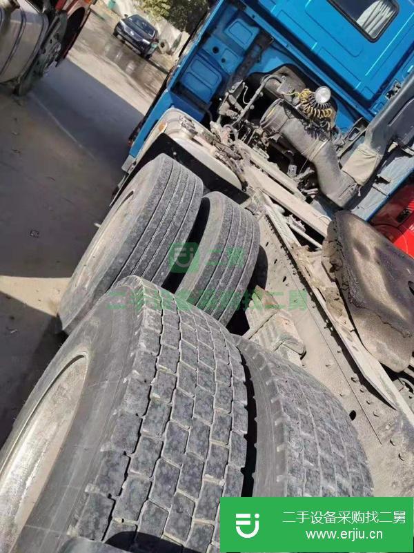 現(xiàn)車出售一臺(tái)歐曼二手牽引車,510馬力