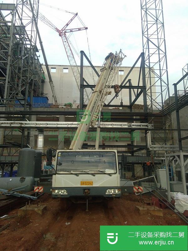 轉讓2012藍色關愛25噸5節背吊車