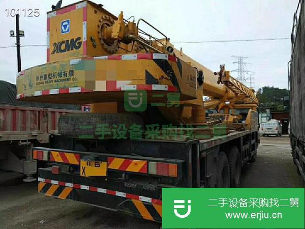 出售兩臺二手的九成新的國四徐工吊車