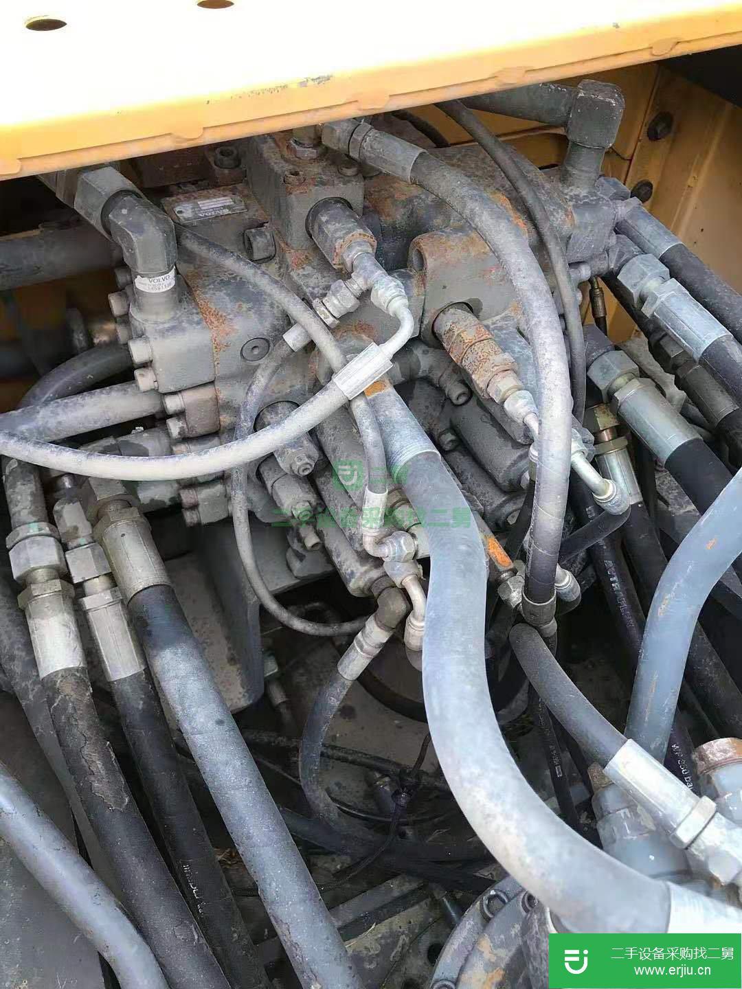 極品個(gè)人沃爾沃 EC210B二手 挖掘機(jī) (精品沃爾沃)
