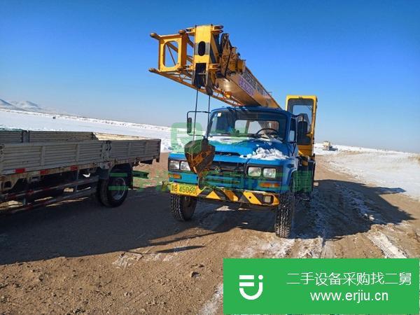 出售泰安8噸吊車(chē)