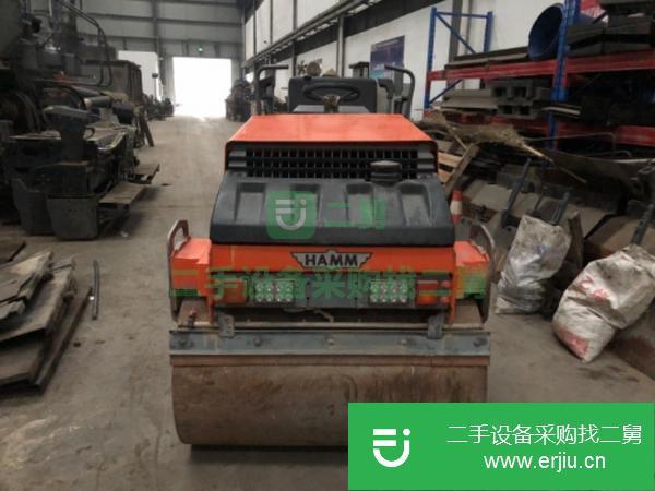 轉讓出售二手悍馬3噸壓路機
