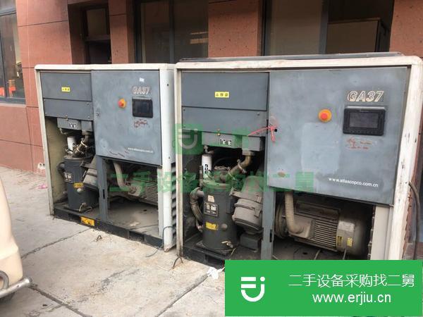 轉(zhuǎn)讓二手的阿特拉斯37kw空壓機(jī)兩臺(tái)