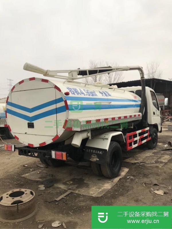 轉(zhuǎn)讓二手原裝奧鈴5噸吸糞車