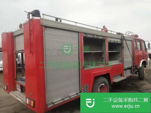 低價出售一批消防車 二手消防車包運輸出售中