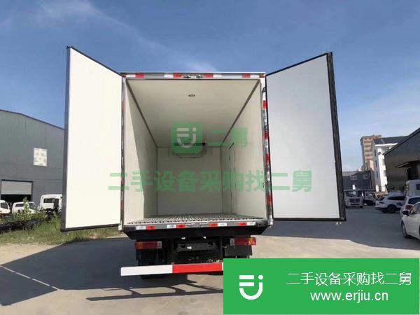 轉讓低價處理解放6米8冷藏車質量好價格便宜包上戶