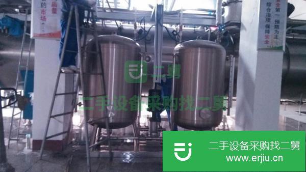 出售一套真空連續帶式干燥機，45立方，50平方換熱面積，低價出售