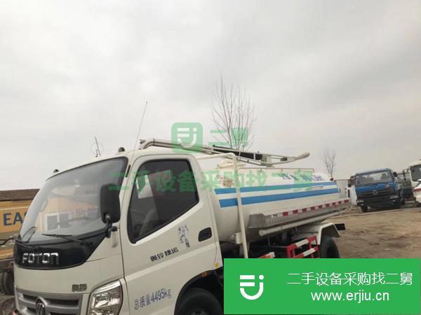 轉(zhuǎn)讓二手原裝奧鈴5噸吸糞車