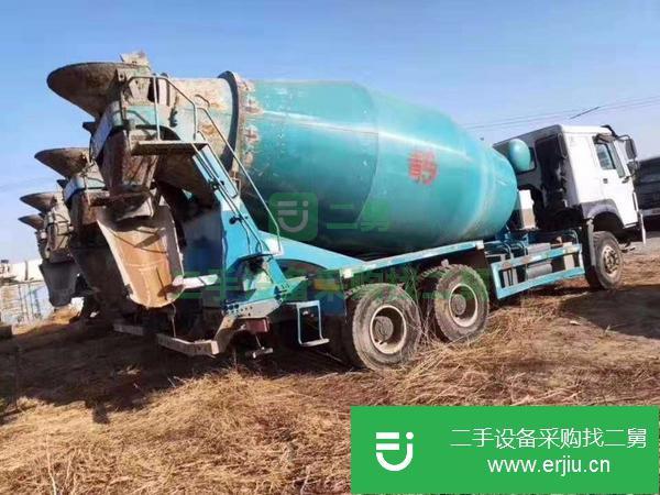 現車出售20臺國五天然氣一四年十?二月份大十二方攪拌罐車