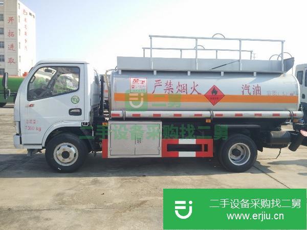 多利卡D6 油罐車?有正規手續的5噸油罐車