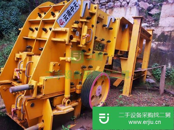二手振動篩 破碎機 制砂機 石料破碎機 砂石料生產線設備出售