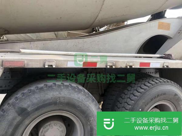 轉讓2017年掛牌豪沃攪拌罐車唐山鴻達上裝大20方