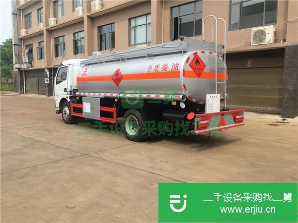 轉(zhuǎn)讓東風(fēng)多利卡8噸油罐車低價處理