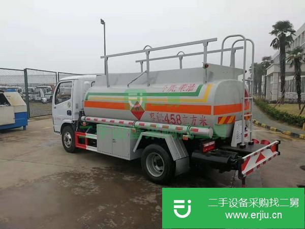 東風5噸油罐車出售