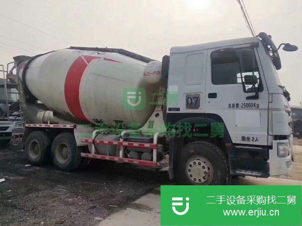 轉讓二手混泥土攪拌罐車 便宜銷售豪沃國五三一大12方 可按揭