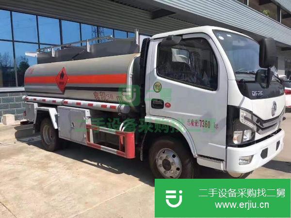 國六5噸油罐車包上戶