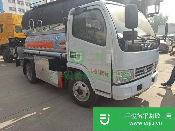轉(zhuǎn)讓5噸加油車 小型2噸加油車 危險(xiǎn)品運(yùn)輸車