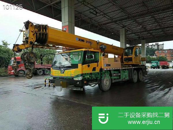 出售兩臺二手的九成新的國四徐工吊車