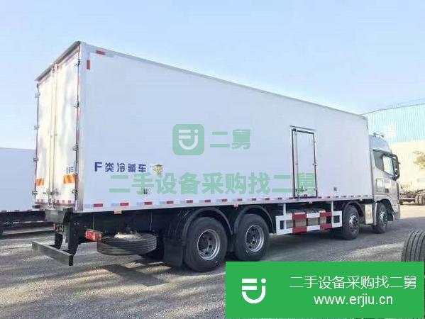 轉讓低價處理福田歐曼EST9.6肉鉤冷藏車可分期付款