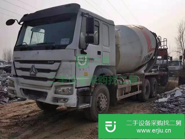 低價出售一批14年15年16年三一攪拌罐車