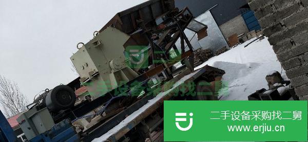 轉(zhuǎn)讓能吃大塊的移動(dòng)破碎機(jī)