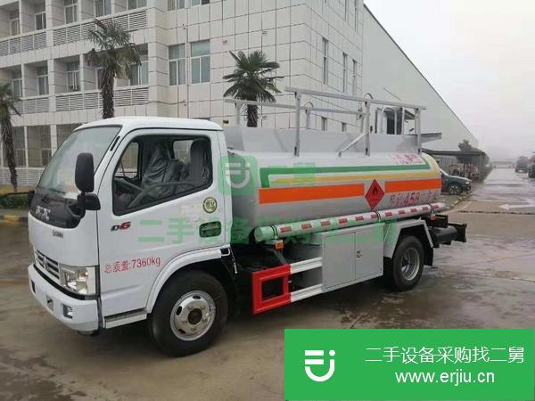 東風5噸油罐車出售