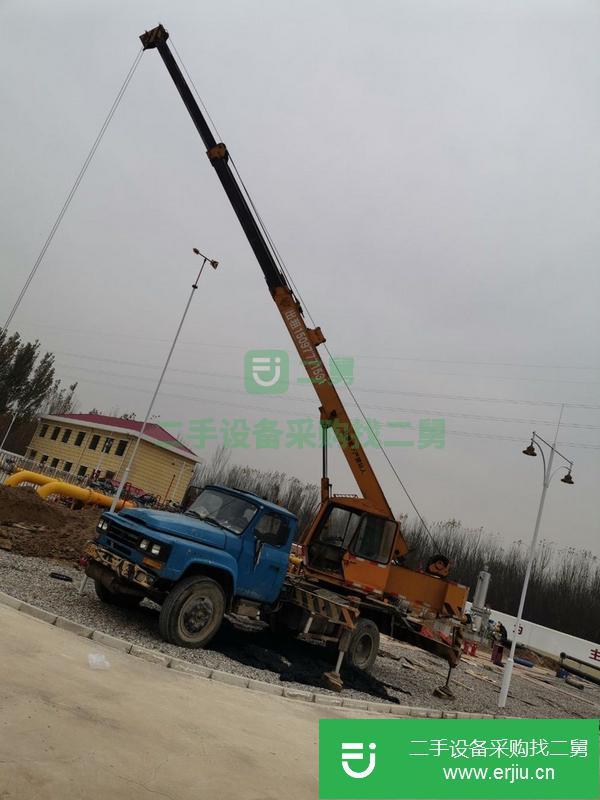 轉(zhuǎn)讓8噸吊車07年