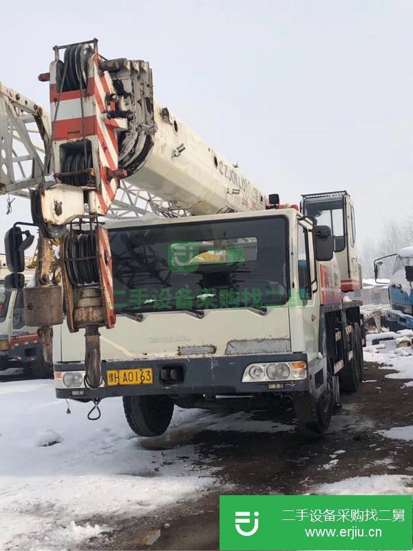 出售二手的九成新的中聯(lián)20v汽車吊