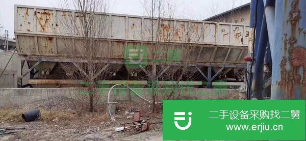 出售中聯大傾角180攪拌站,鋼構配料機,4條威唉姆螺旋