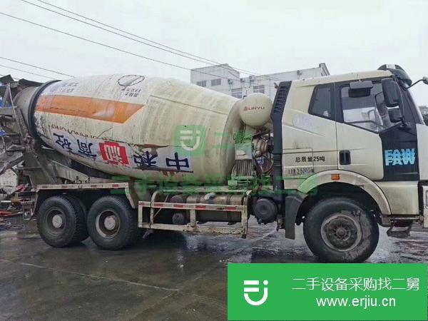 轉讓二手混泥土攪拌罐車 解放國三13年大12方
