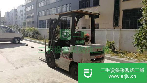 低價(jià)出售轉(zhuǎn)讓機(jī)動(dòng)叉車NISSAN
