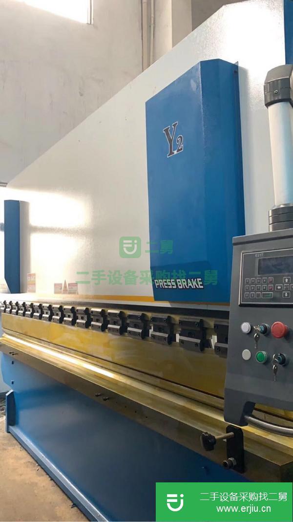 低價出售轉讓200噸4米折彎機