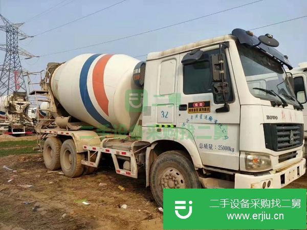 二手后八輪混凝土攪拌罐車 便宜出售豪沃12年大10方
