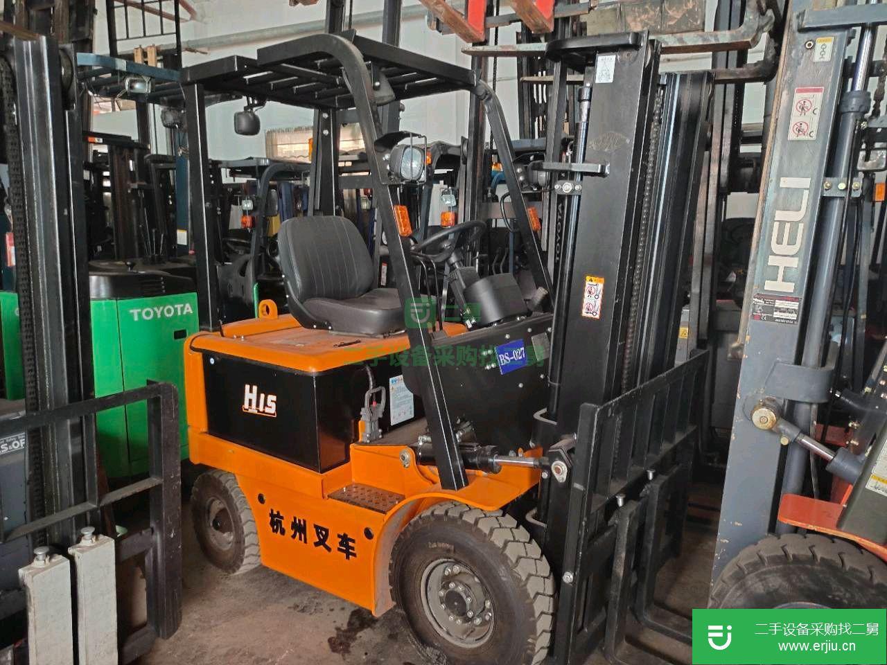 二手電動(dòng)叉車(chē)，1.5噸二手杭州叉車(chē)轉(zhuǎn)讓，使用100個(gè)小時(shí)