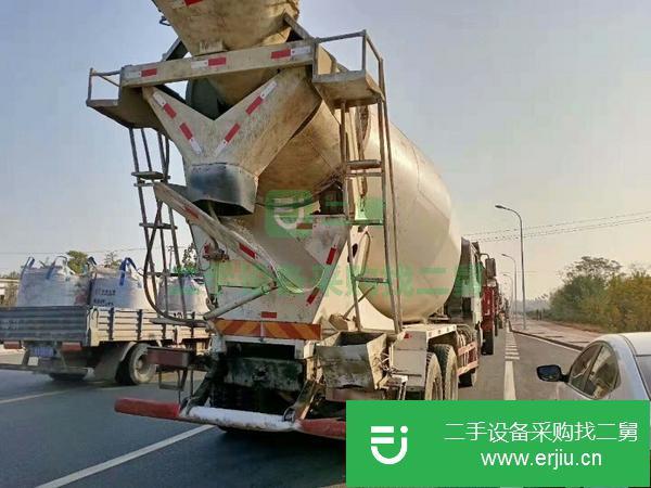 轉讓二手德龍混泥土攪拌車 便宜處理17年國五大14方16方