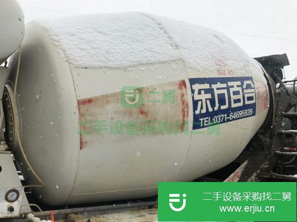 轉(zhuǎn)讓二手無手續(xù)小型攪拌車 豪曼16年大6方攪拌車