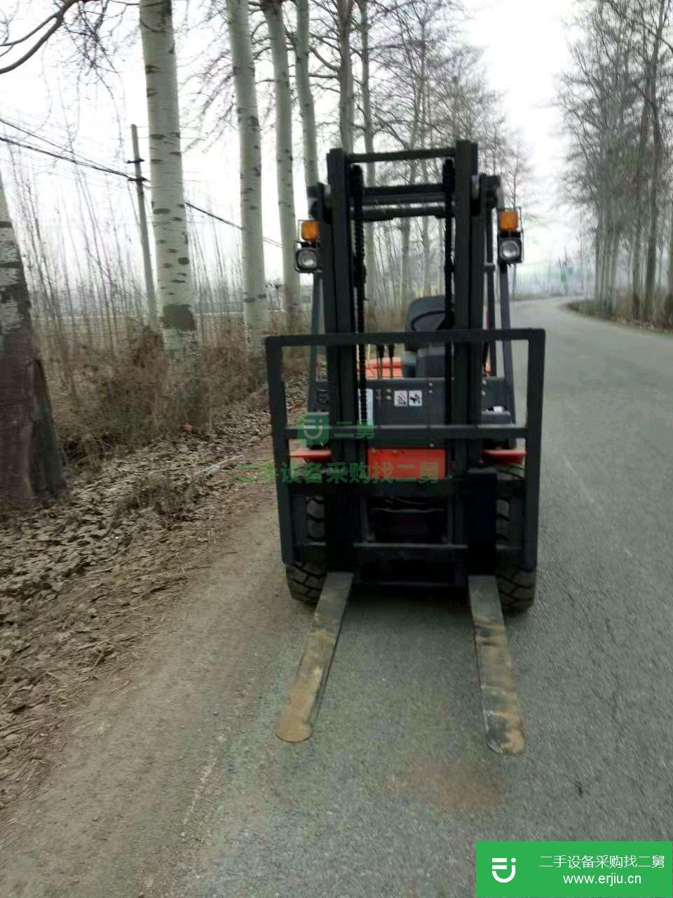 雞西三噸3.5噸二手叉車低價(jià)轉(zhuǎn)讓