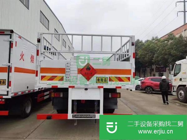 轉讓6.8米貨箱柳汽單橋氣瓶運輸車板簧橋車輛  包上戶