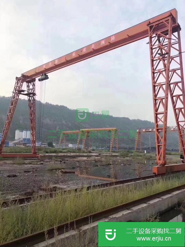 轉(zhuǎn)讓處理二手20噸包廂龍門吊起重機,跨度30米40米,16噸起重機電磁吸盤
