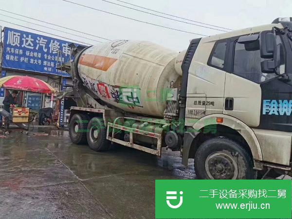 轉讓二手混泥土攪拌罐車 解放國三13年大12方