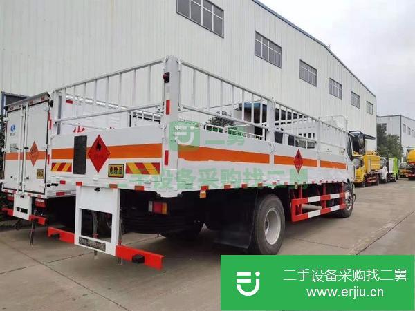 轉讓6.8米貨箱柳汽單橋氣瓶運輸車板簧橋車輛  包上戶