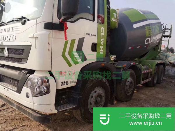 出售豪沃19年前四后八12方輕型攪拌罐車