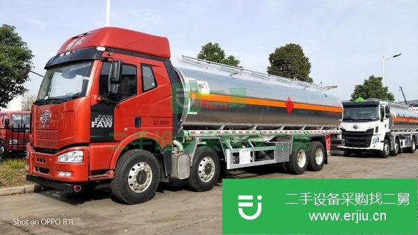 轉(zhuǎn)讓一汽解放前四后八鋁合金油罐車(chē)氣囊橋鋁合金運(yùn)油車(chē)提供掛靠上戶(hù)可送車(chē)上門(mén)